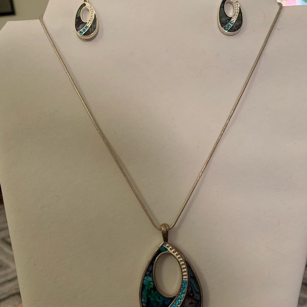 Necklace/Earring Set Silver & Blue